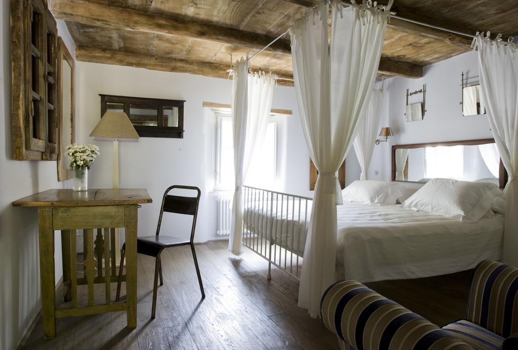 Sasso Al Melo - Apartments Cutigliano Rum bild